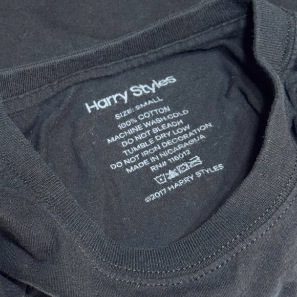 Harry Styles Treat People With Kindness Black T-Shirt Official 2017 Tour Merch - Picture 4 of 6